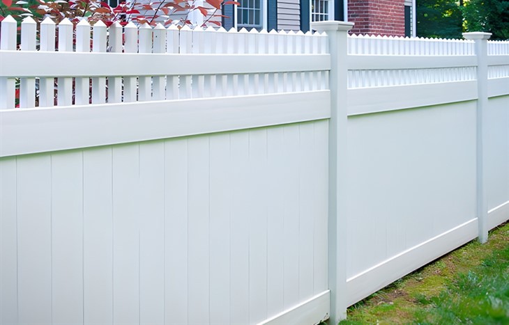 Closed Picket Vinyl Fence